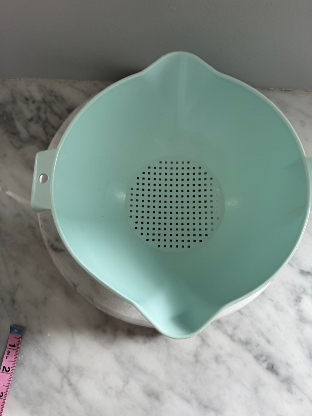 Vintage Tupperware Seafoam Colander Strainer with Handle 1523-4 - Picture 2 of 6